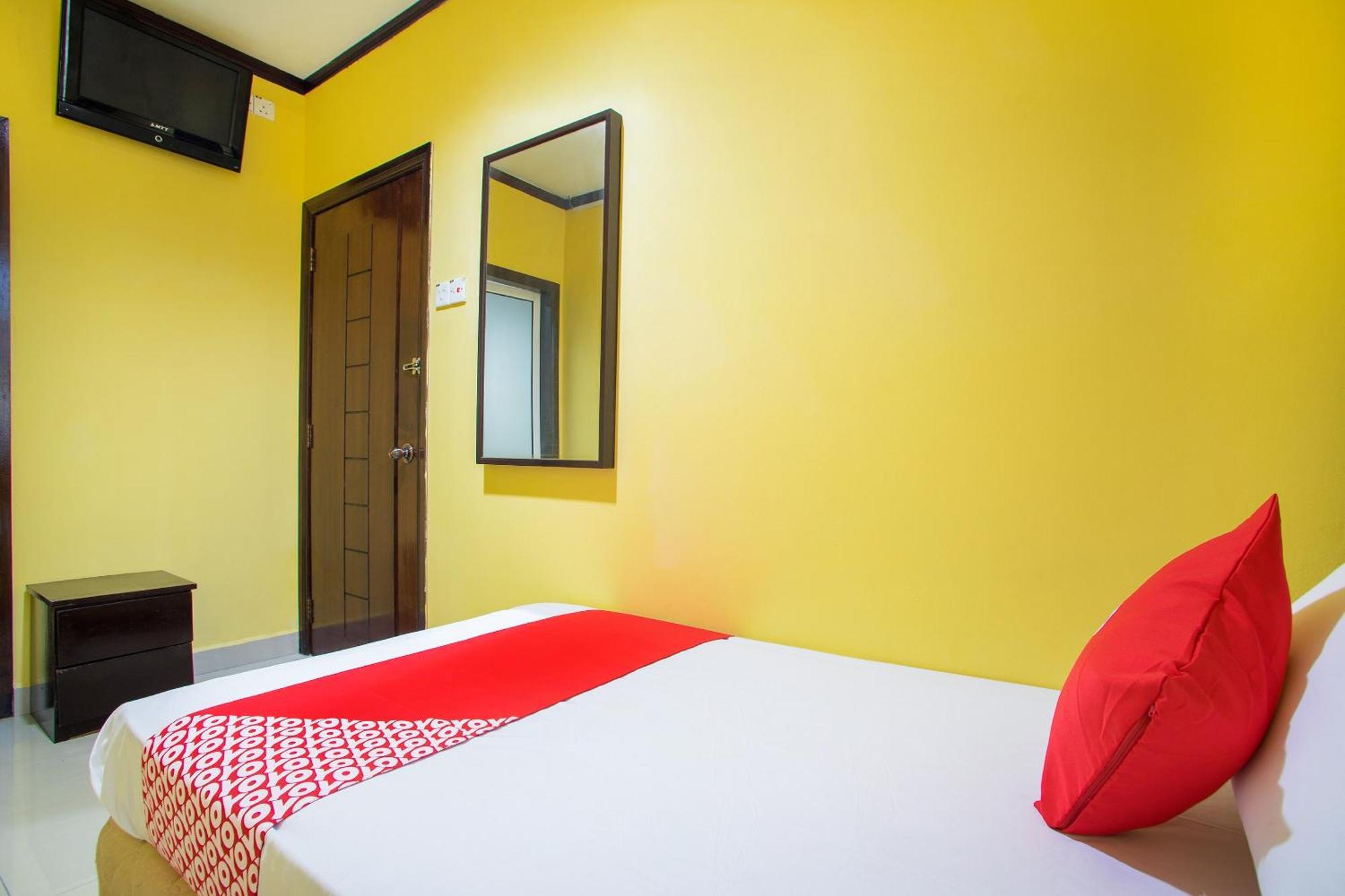 Super Oyo 1219 Hotel Bbk Klang Exterior photo