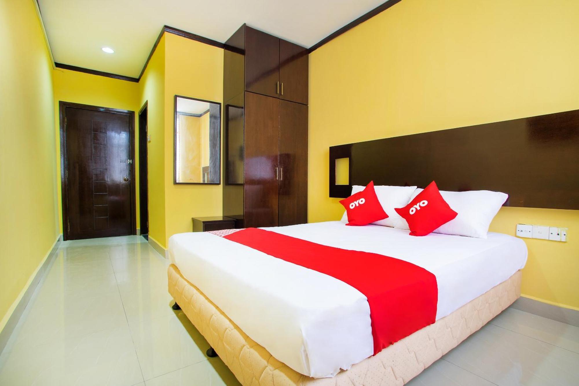 Super Oyo 1219 Hotel Bbk Klang Exterior photo