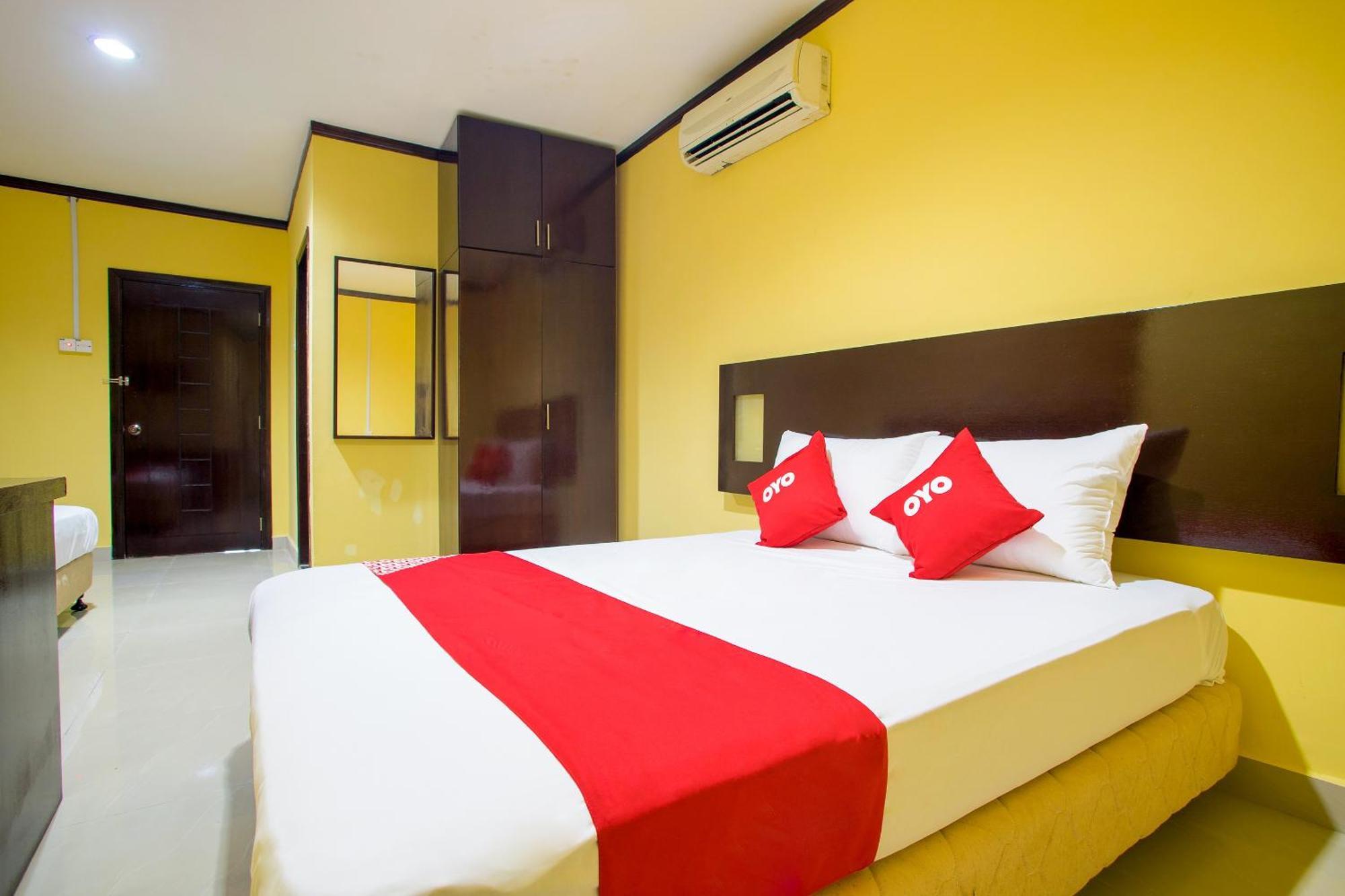 Super Oyo 1219 Hotel Bbk Klang Exterior photo